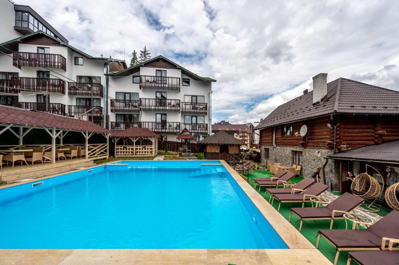 Марина Hotell Bukovel Exteriör bild