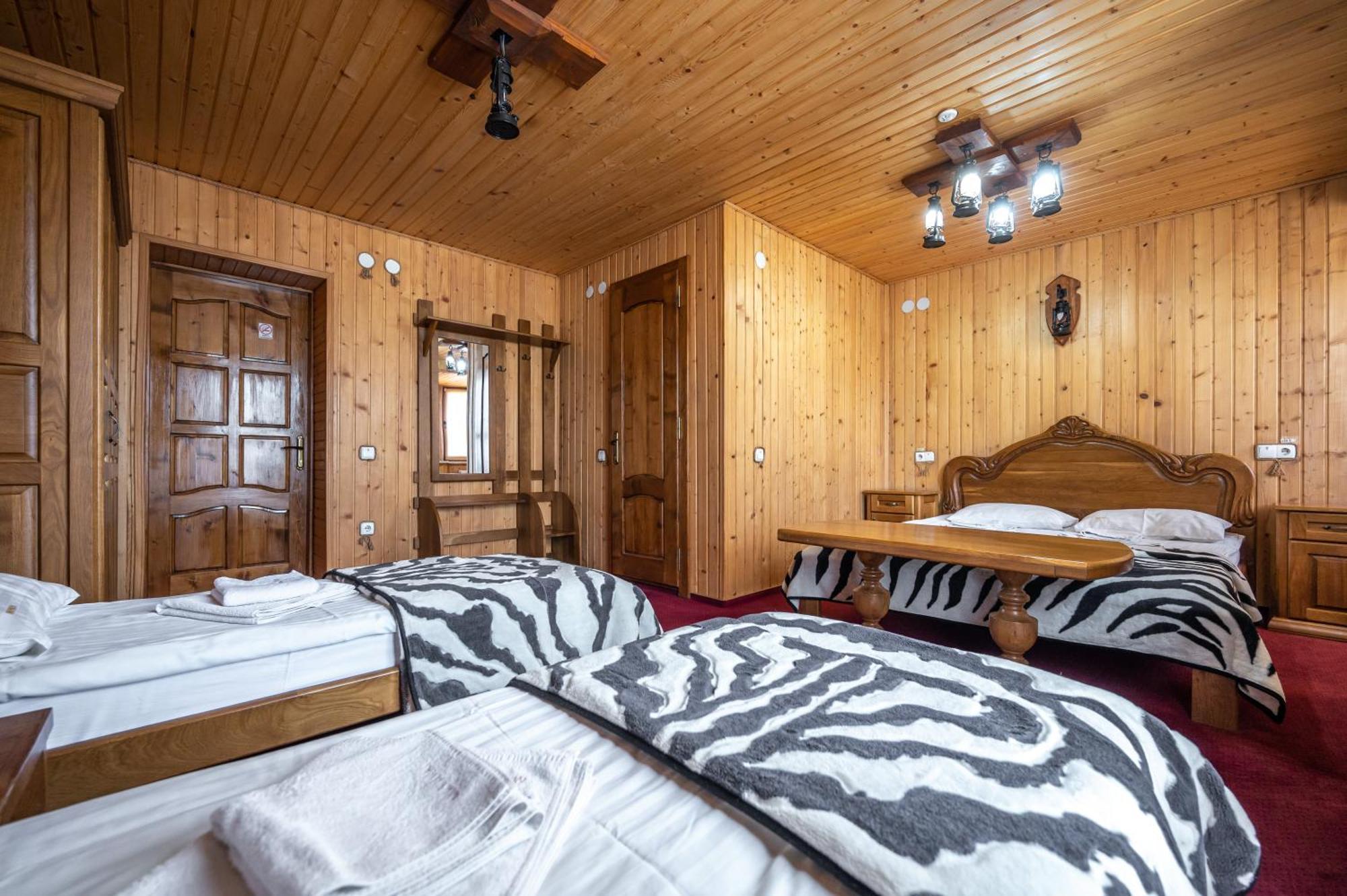 Марина Hotell Bukovel Rum bild