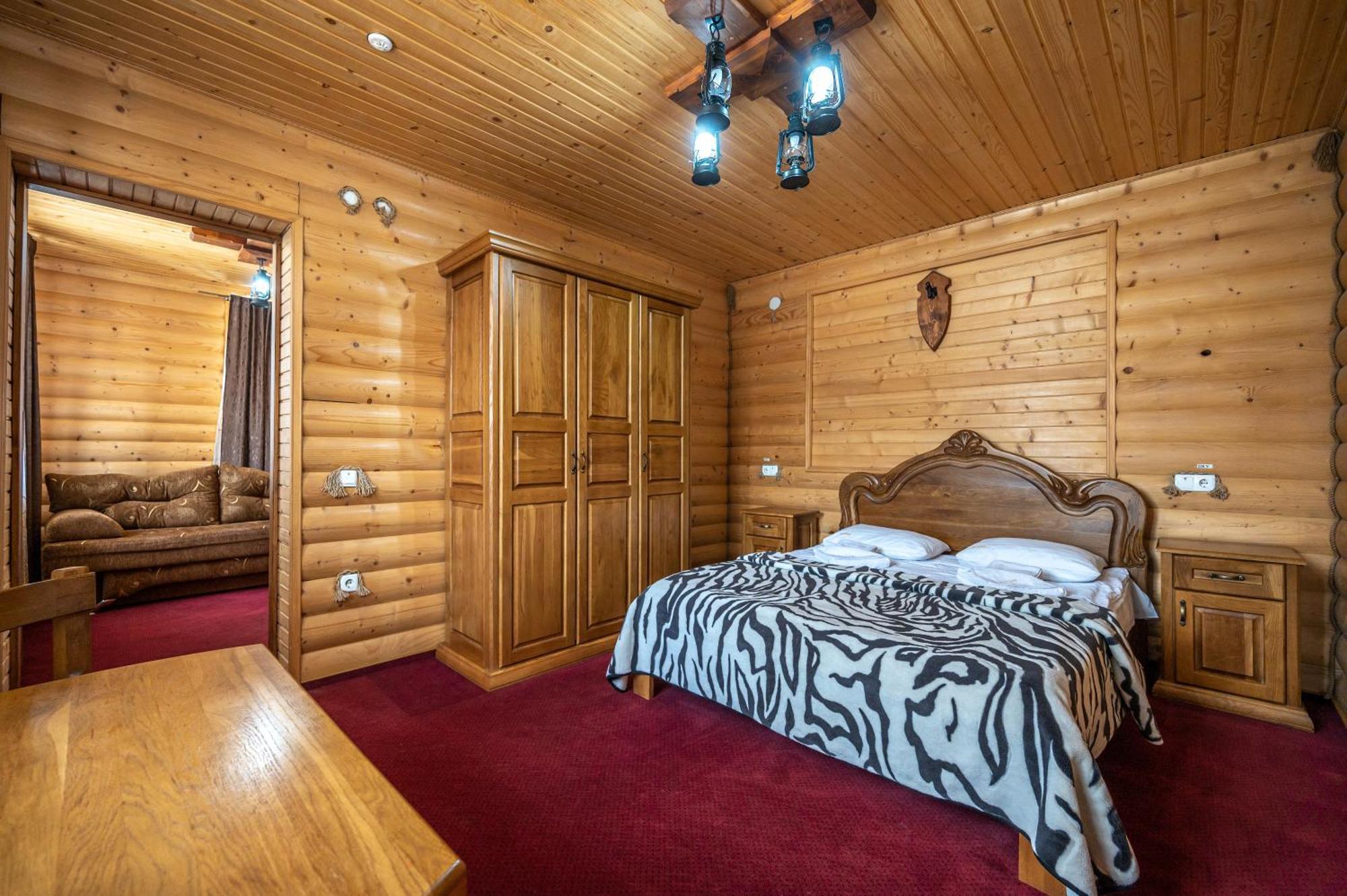 Марина Hotell Bukovel Rum bild