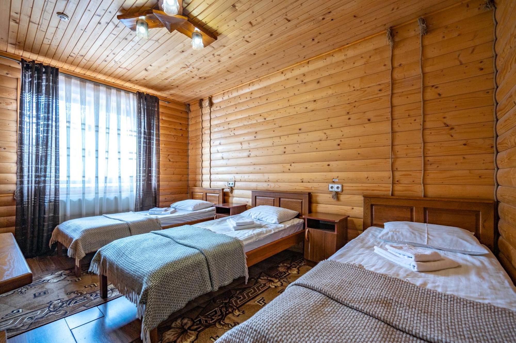 Марина Hotell Bukovel Rum bild